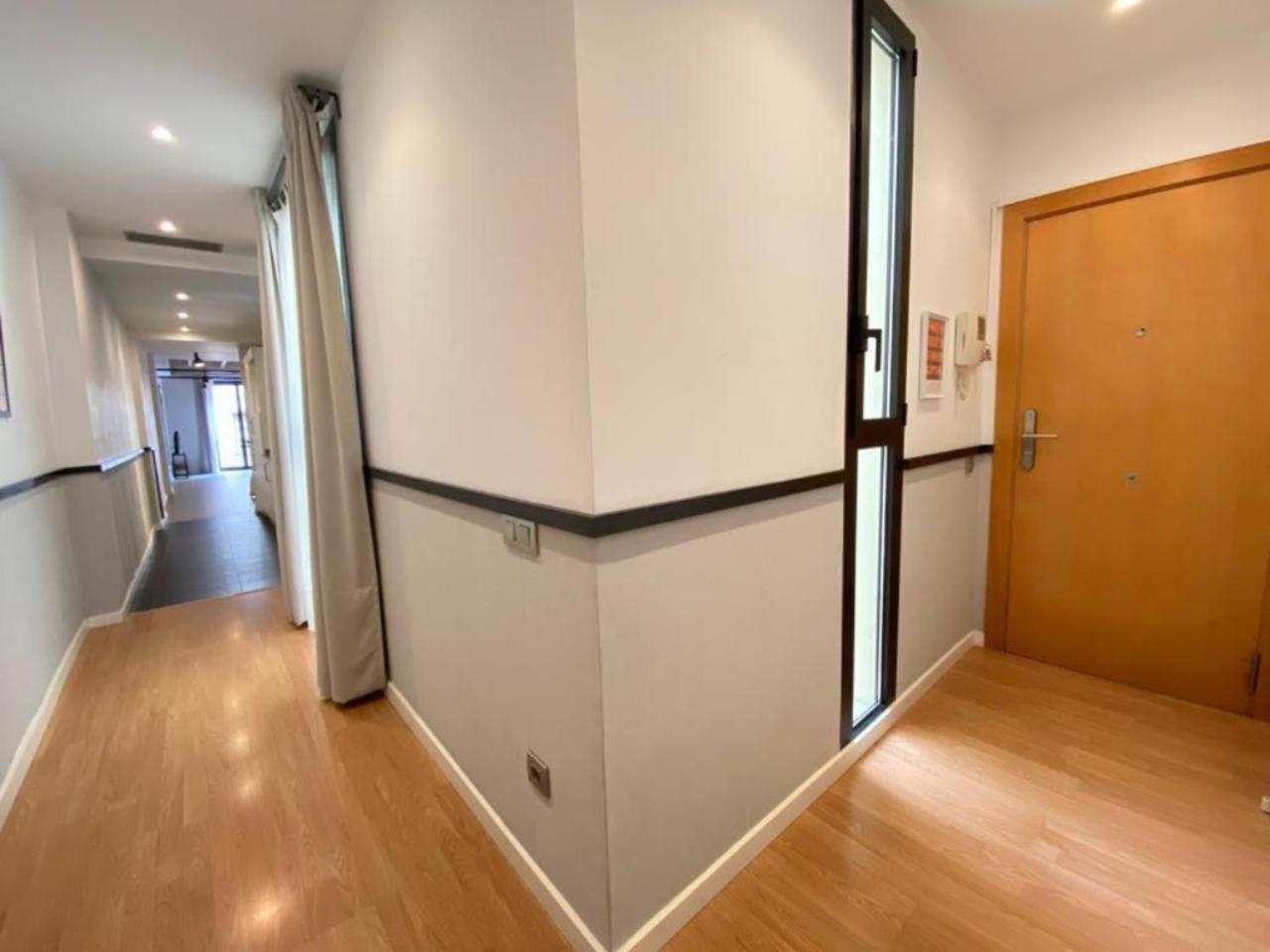 Liceu Apartments By Gaiarooms Barcelona Exterior foto